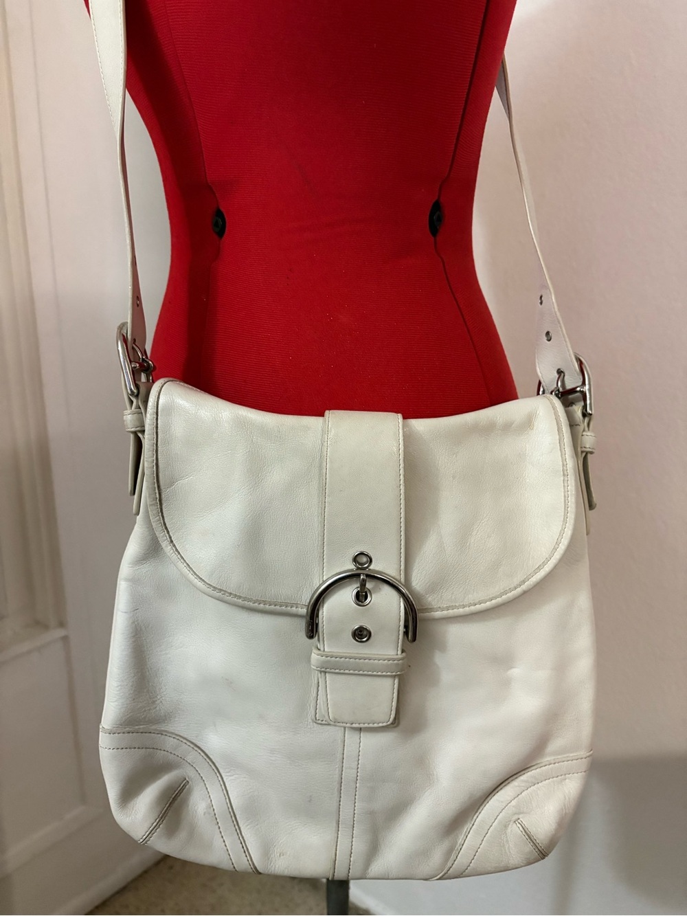 Vintage Coach Soho Bag G3S-9481 Crossbody/Adjustable Strap Off White Leather